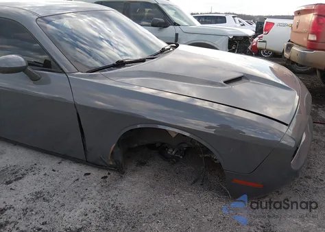 2019 Dodge Challenger Sxt z USA, uszkodzony, nr VIN 2C3CDZAG2KH668712